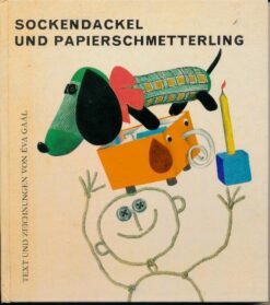 Sockendackel und Papierschmetterling