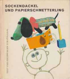 Sockendackel und Papierschmetterling