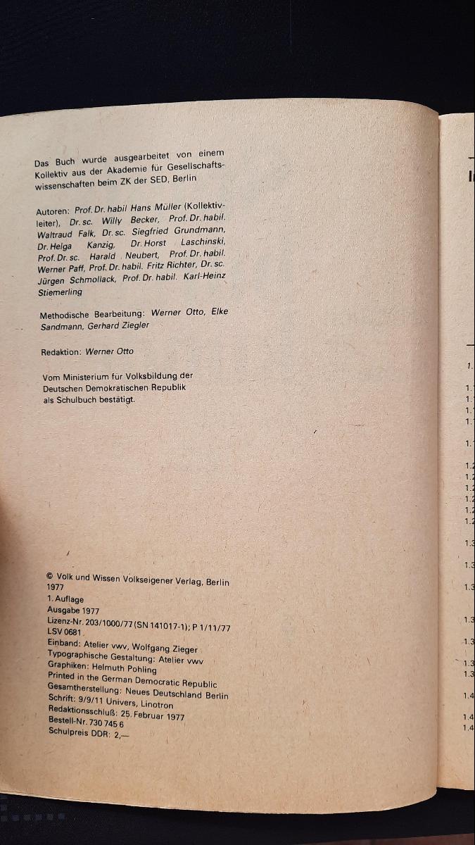 Staatsbürgerkunde Klasse 10 Lehrbuch DDR 1977 – Bild 3