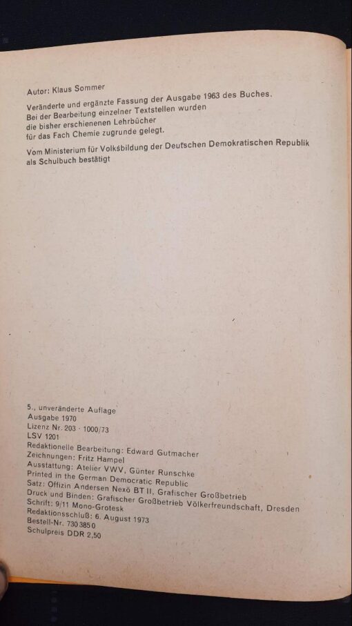 Chemie in Übersichten Lehrbuch DDR 1974 – Bild 3