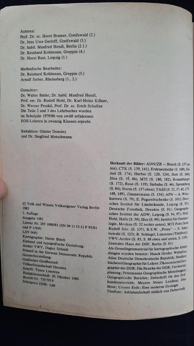 Geographie Klasse 11 Lehrbuch DDR 1981 – Bild 3