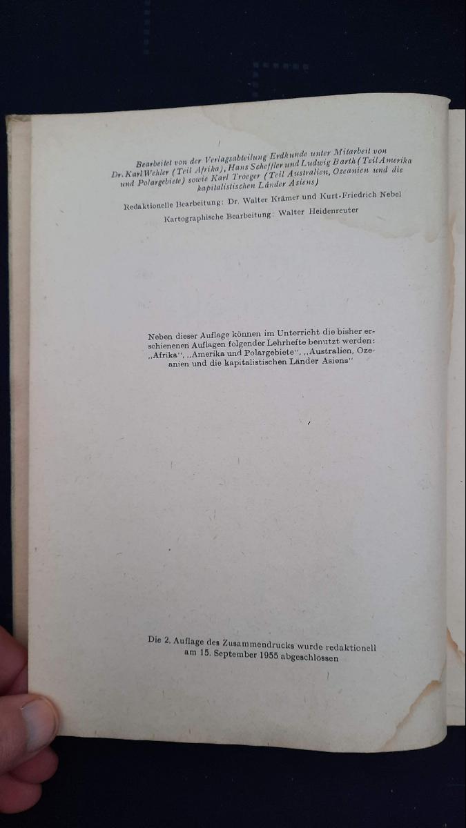 AUSSER-EUROPÄISCHE ERDTEILE 7. Schuljahr Lehrbuch DDR 1956 – Bild 3