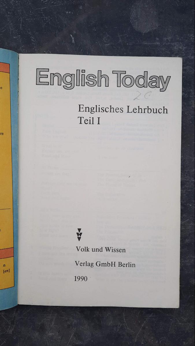 English Today Lehrbuch DDR 1990 – Bild 2