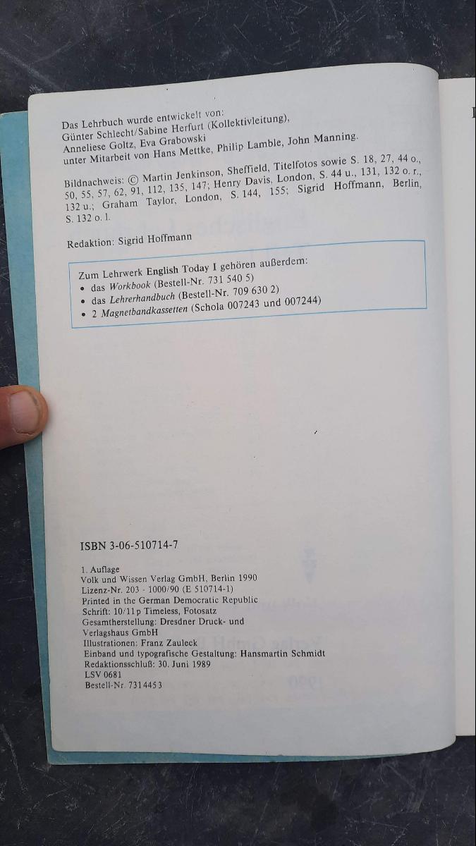 English Today Lehrbuch DDR 1990 – Bild 3